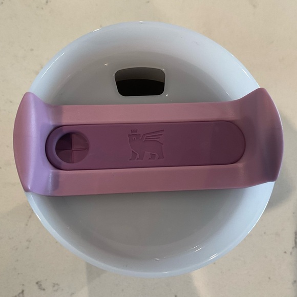 Stanley Blue Tumbler with Purple Lid *Couple light Flaws on side - Picture 2 of 7